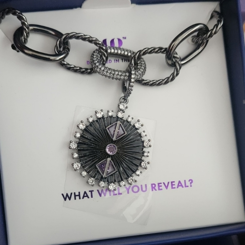 Bomb Party Sirens necklace, The Strangest Tides. NK72834